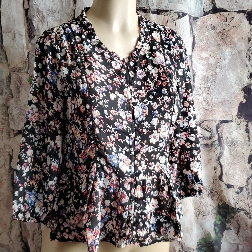 NWT Collective Concepts Black Floral Blouse Siz XS